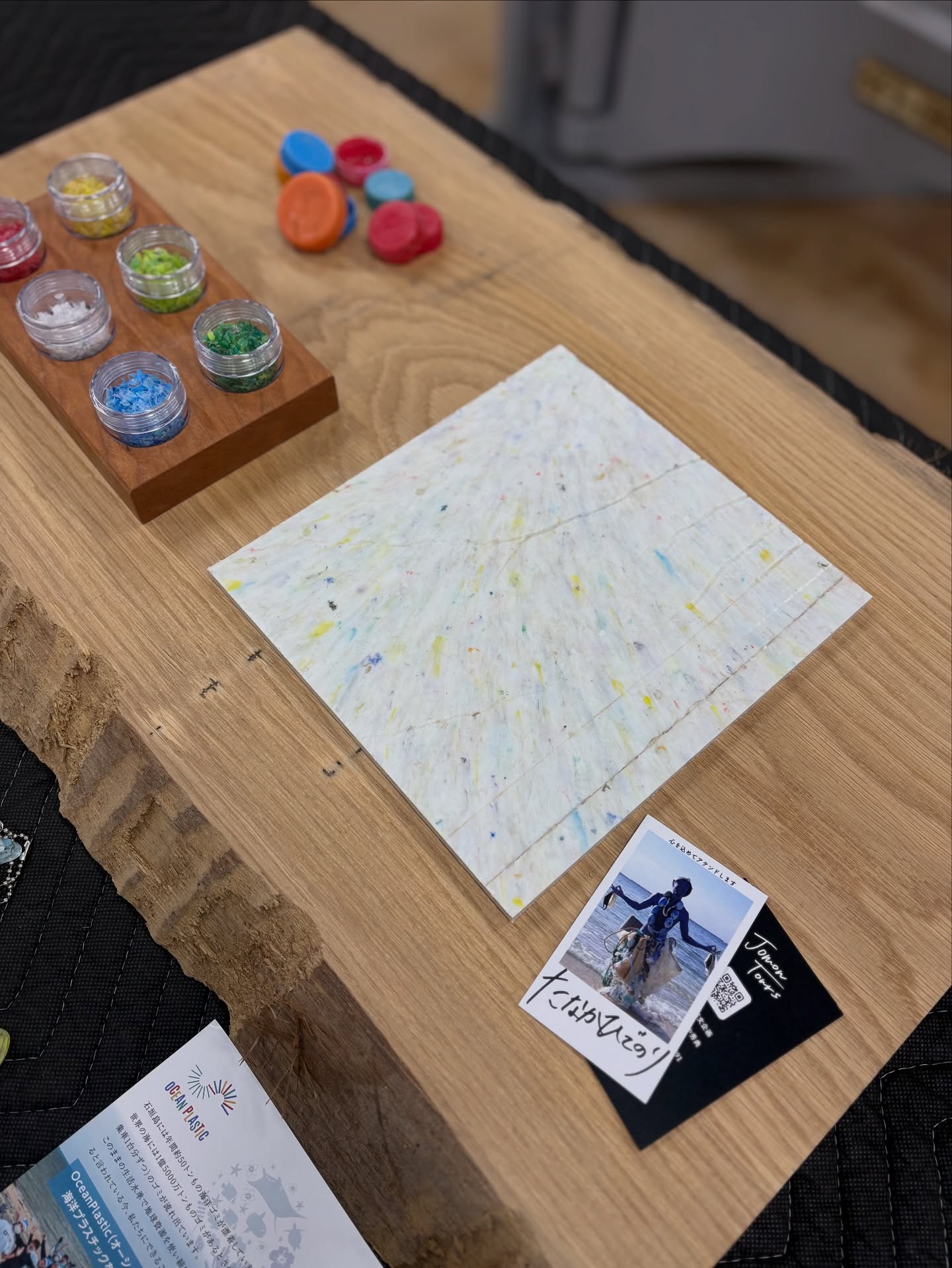 2025年11月16日(日曜日)
木工時不知　OPENDAY
展示品の紹介になります。

縄文企画さんのオーシャンプラスチック
@hide26.earth 
@oceanplastic_ 

日本有数の漂着ゴミが辿り着く場所
沖縄県石垣島。
その海洋プラスチックを使用した
アップサイクルブランドになります。

ラグーナ蒲郡にある
日本財団　渚の交番　UMICAN さんにて展示しています
@nagisa_umican 

工房でも縄文企画さんの取り組みを紹介させてください。

　

　
　

　
　

#japantraditional #japandistyle #woodworker  #ikigai  #woodworktools #furnituremaker  #furnituredesign #木工作家　#木の家　 #木の家具　#목공　#가구만들기　#オーダー家具　#特注家具　#家具職人　#木工　#家具工房　#手仕事　#家具作り　#暮らしの道具　#オーダー住宅  #木工時不知　#木の香り　#愛知県 #岡崎市 #蒲郡市 #幸田町 #西尾市　#三河　#倉澤真