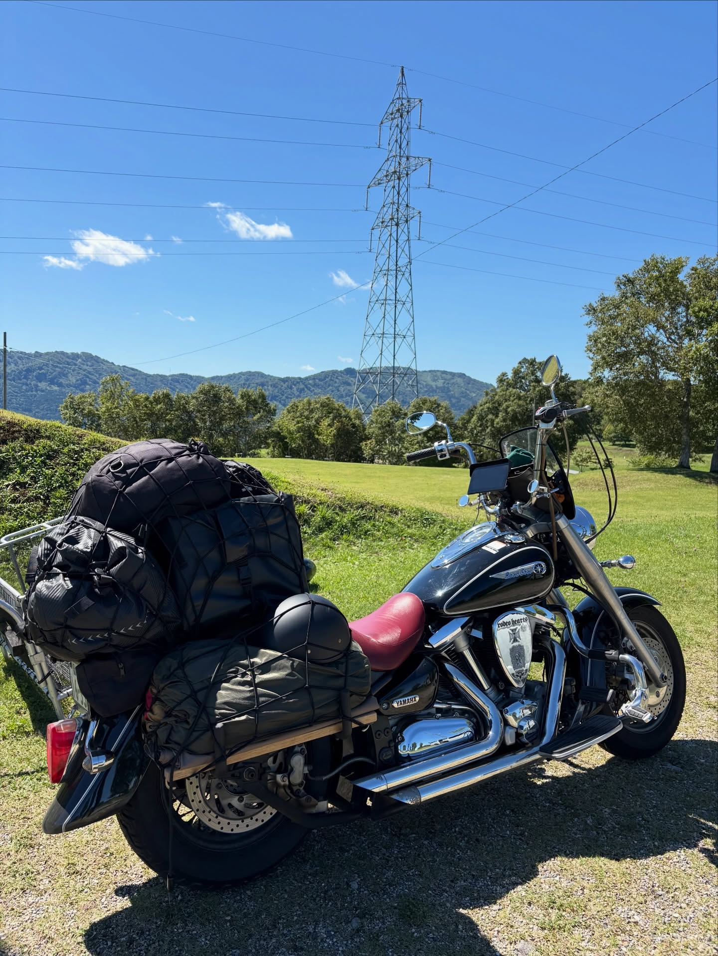 北海道滞在

函館で1週間程の足止め。
ここで海外発送のバイク部品の受取り待ち。

25年以上の古いバイクは直しながら走る旅。

これから東北地方を南下するために、
仕切り直すように、一呼吸です。

#北海道旅
#北海道キャンプ 
#XV1600